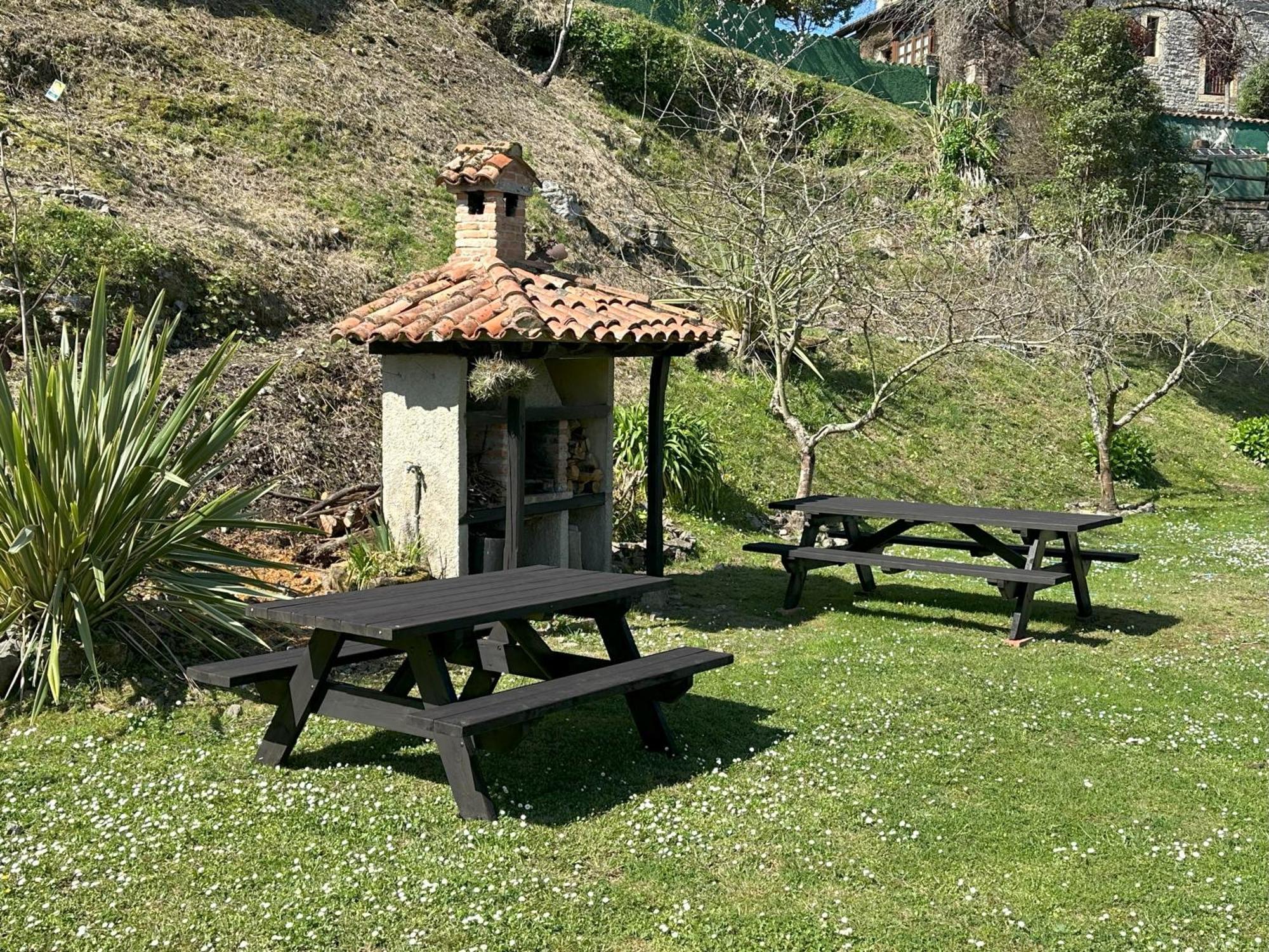 La Nozal De La Pena Pensionat Villaviciosa  Exteriör bild