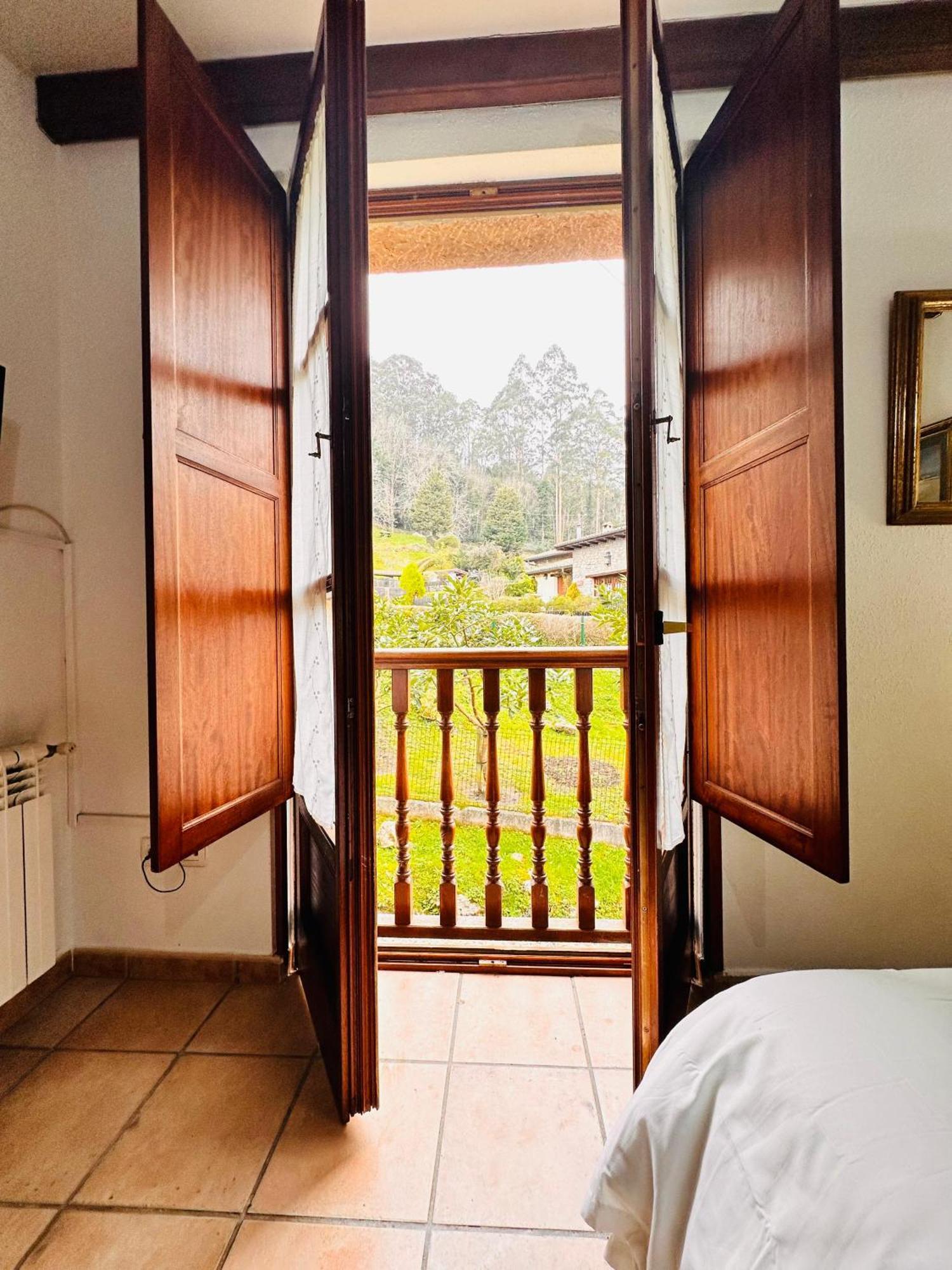 La Nozal De La Pena Pensionat Villaviciosa  Exteriör bild