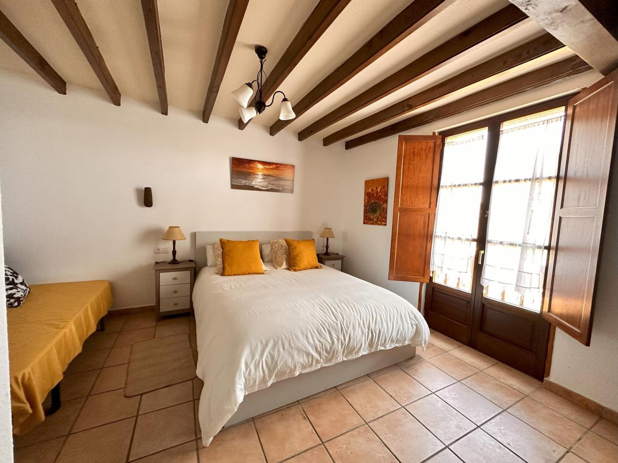 La Nozal De La Pena Pensionat Villaviciosa  Rum bild